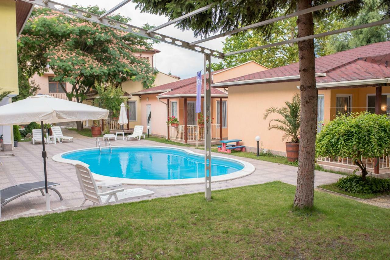 Holiday Village Interpark كرانيفو المظهر الخارجي الصورة